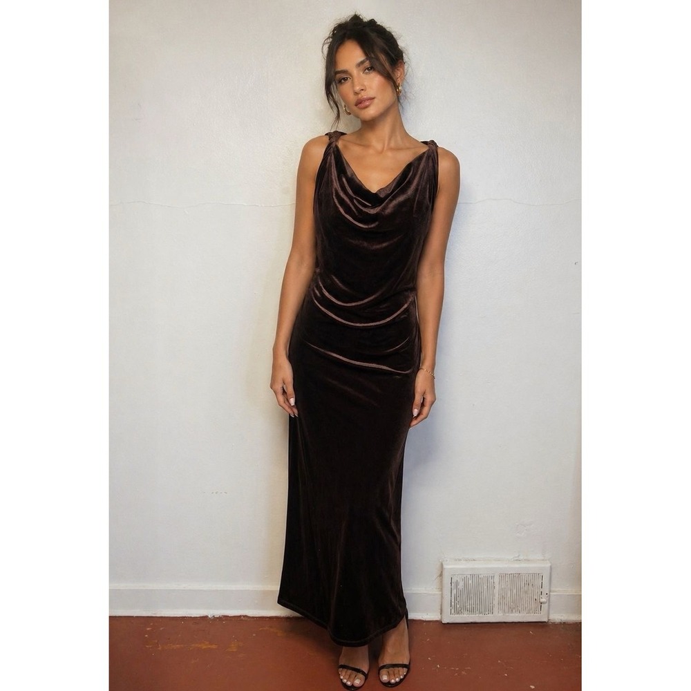 Taylor Women's Cowl Neck Stretch Velvet Dress Sleeveless Size 8 Brown 90s Y2K